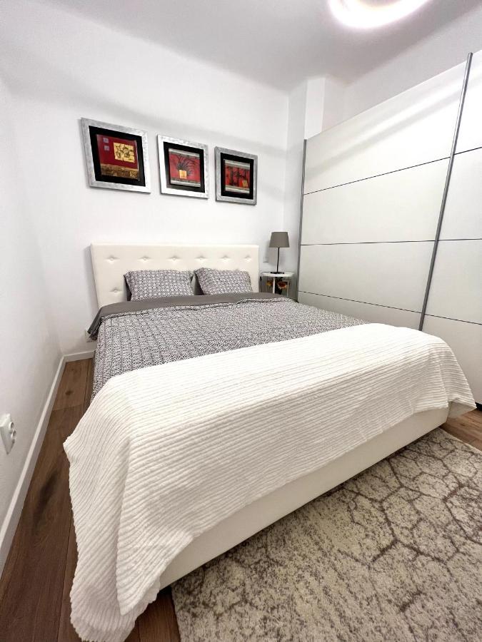 Hot Spot - Apartment - Sanador Victoriei Bukares Bagian luar foto